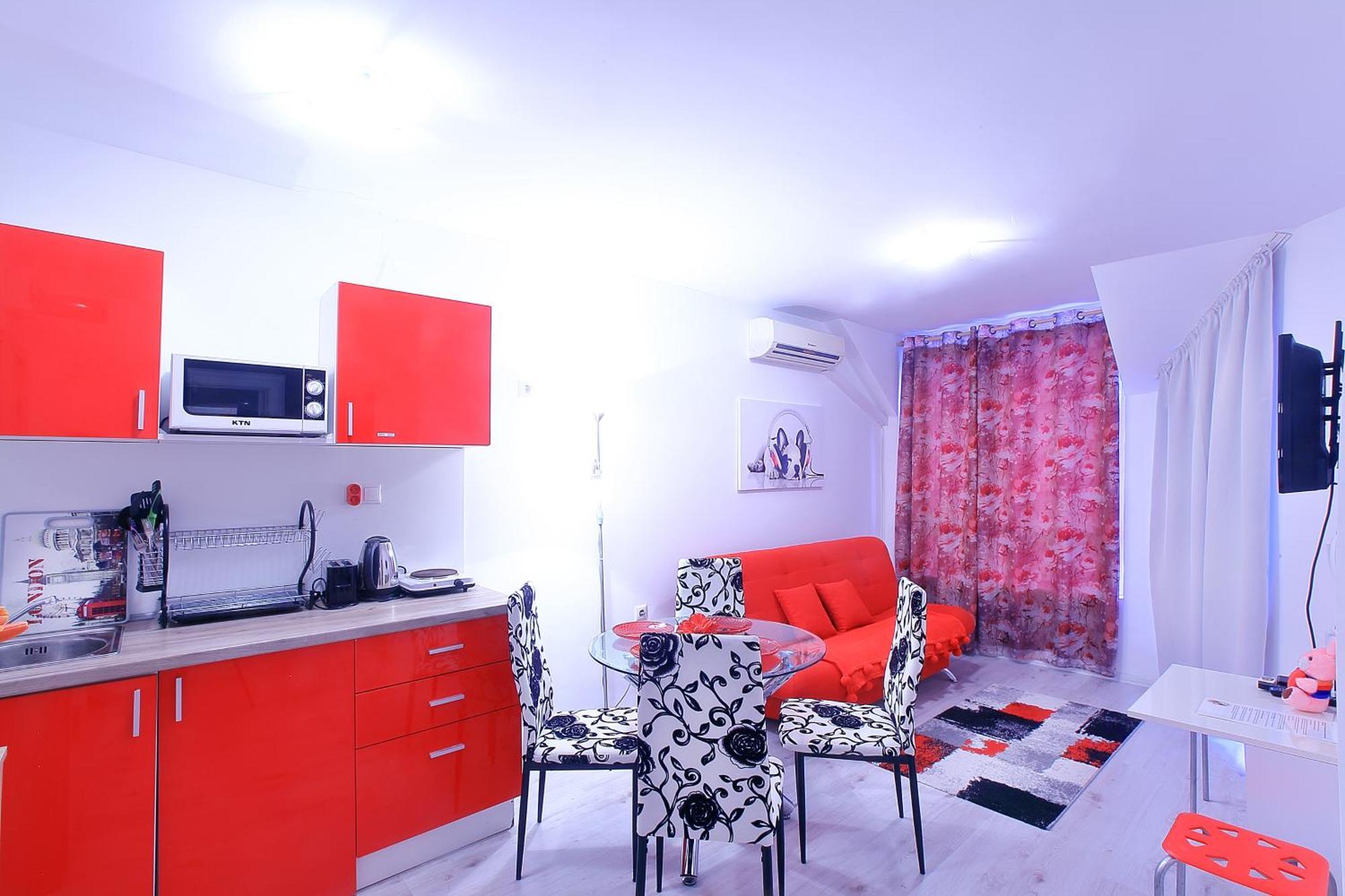 Private Apartment With Parking And Pool Balchik Exterior foto