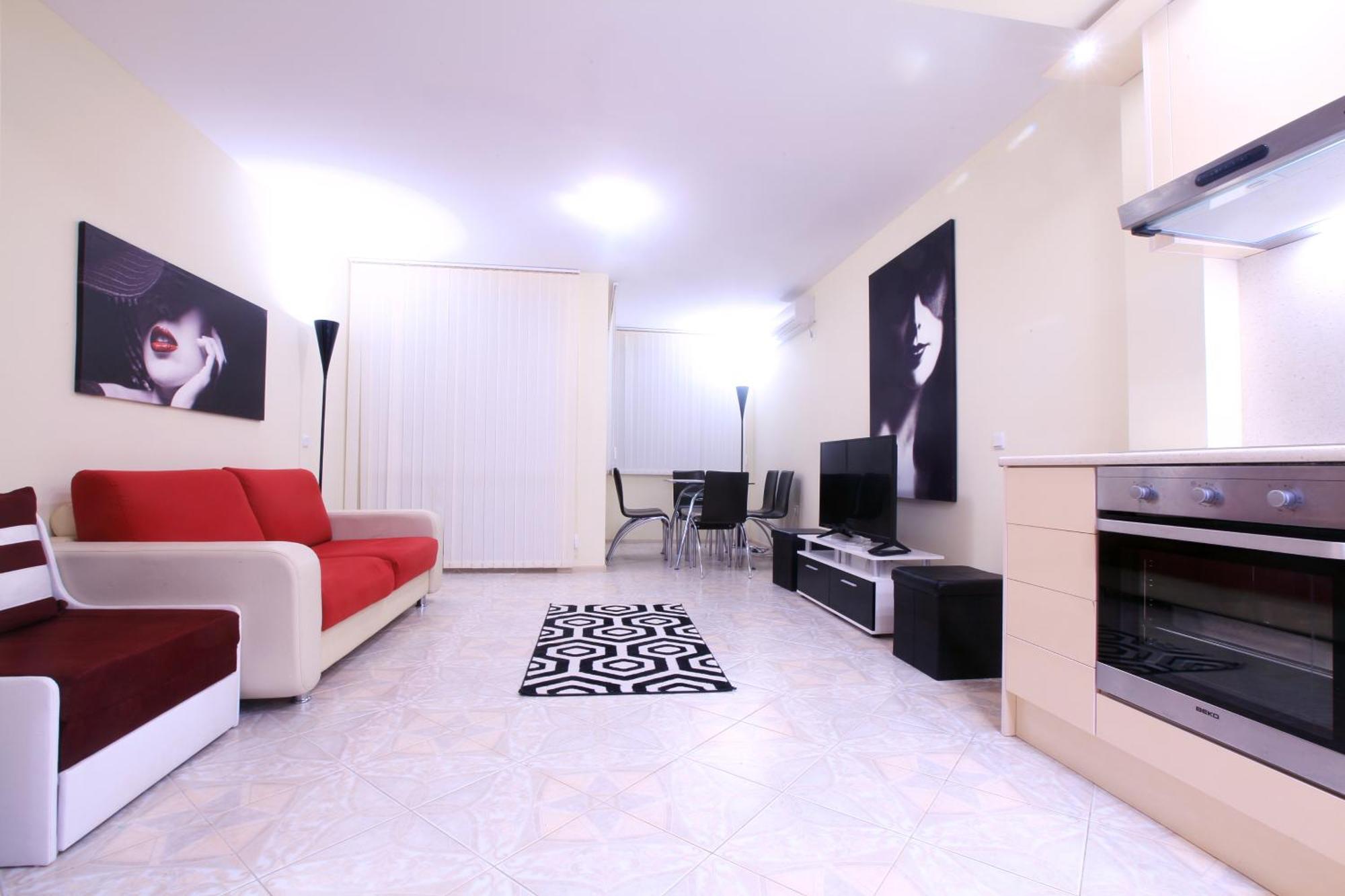 Private Apartment With Parking And Pool Balchik Exterior foto